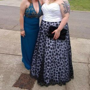 Gorgeous prom/formal gown sleeveless corset back white & black polka dot plus 28